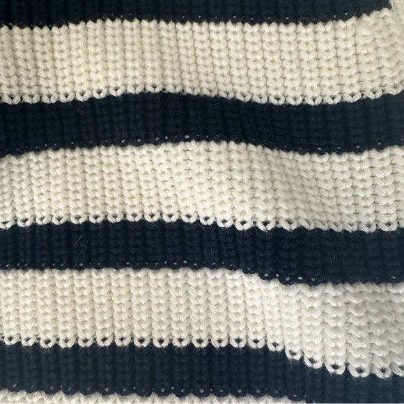 Striped Gap Cardigan - Size S - Picture 4 of 5